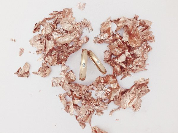 VALENTINES_2_V3.tif One diamond bands you and me rose gold